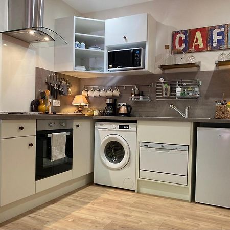Fantastic Ground Floor Apartment Opposite Thermes Bagneres-de-Luchon Экстерьер фото