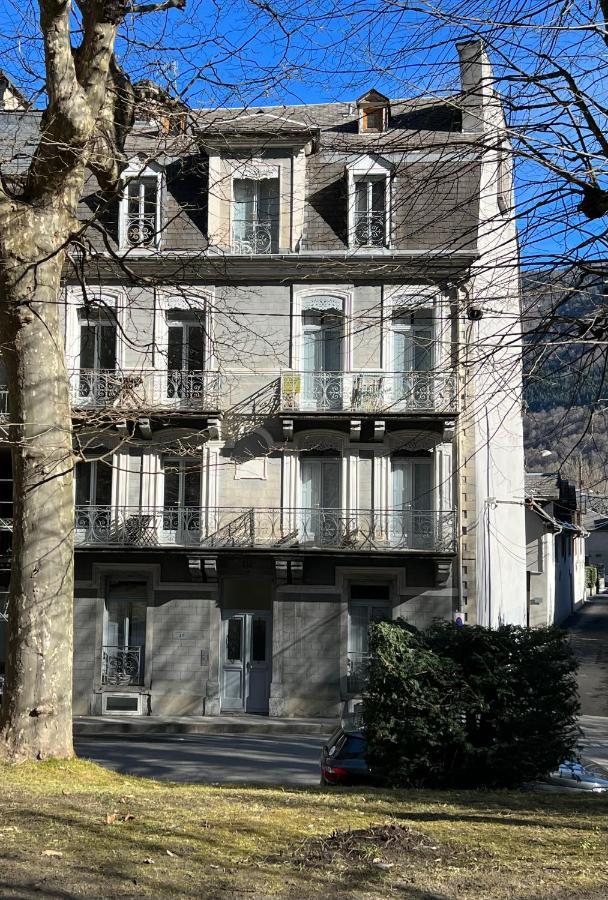 Fantastic Ground Floor Apartment Opposite Thermes Bagneres-de-Luchon Экстерьер фото