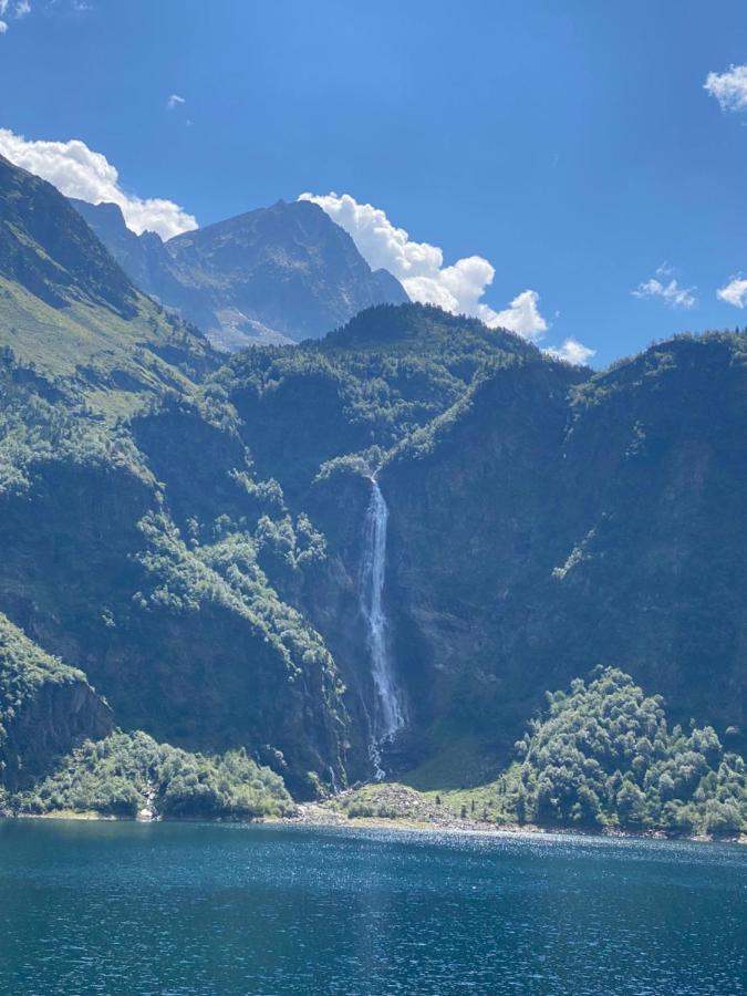 Fantastic Ground Floor Apartment Opposite Thermes Bagneres-de-Luchon Экстерьер фото